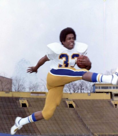 Tony Dorsett (33) played for the Panthers from 1973 to 1976. Courtesy of Pitt Athletics