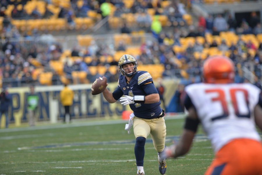 Pitt QB Nathan Peterman threw for 251 yards and four touchdowns in his final game at Heinz Field. Steve Rotstein | Contributing Editor