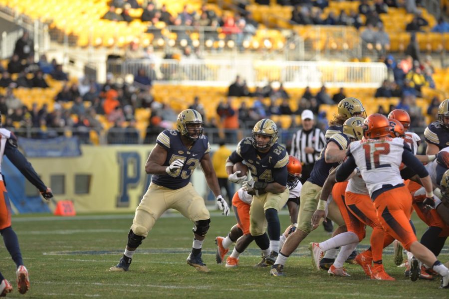 Pitt RB James Conner (24) tallied 115 yards and two rushing touchdowns along with 45 receiving yards and another score through the air against Syracuse. Steve Rotstein | Contributing Editor