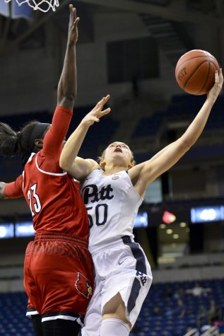 Pitt sophomore forward Brenna Wise (50) tallied 12 points for the Panthers in a 63-48 loss vs. Louisville. Evan Meng | Staff Photographer