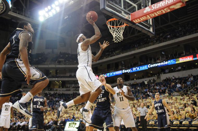 Men's Basketball: Mount Saint Mary