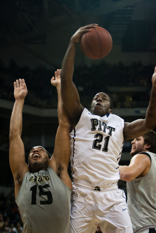 Mens Basketball: Pitt comes back to defeat Oakland in OT