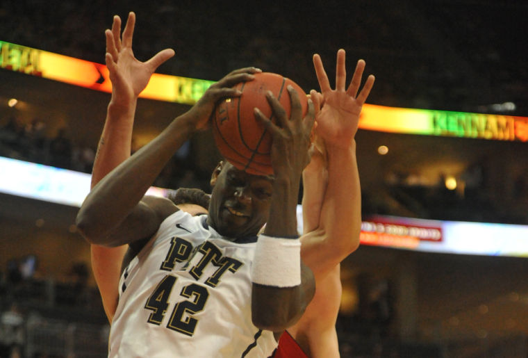 Men's Basketball: Duquesne