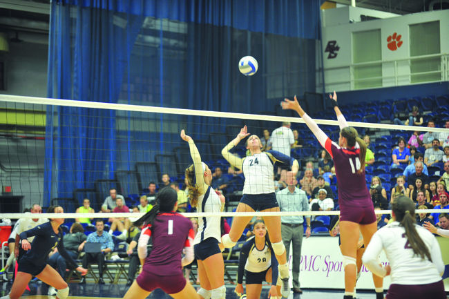 Volleyball: Pitt splits weekend matches against UVA, Virginia Tech