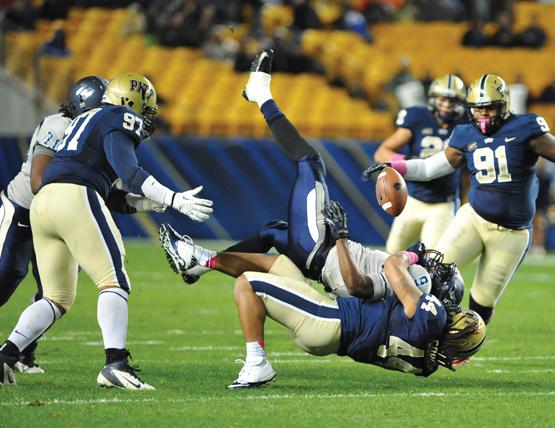 Football: Pitt running out of time for bowl eligibility