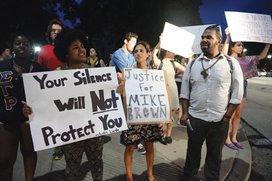 Oakland protestors condemn violence in Ferguson