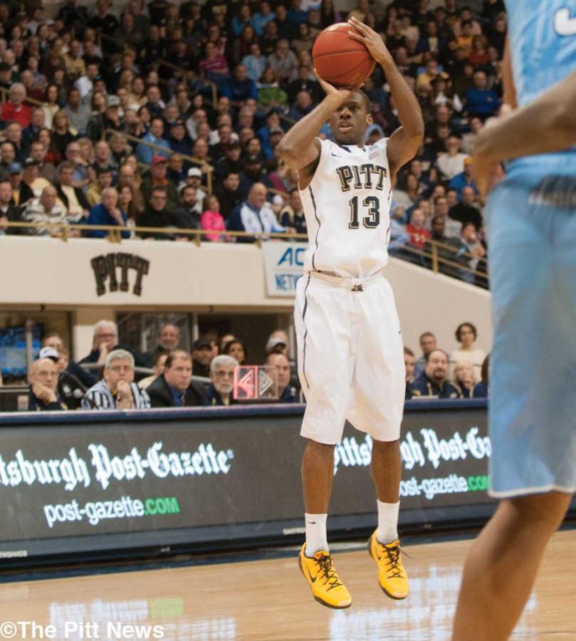 Torrent of 3-pointers helps guide Pitt over No. 12 North Carolina