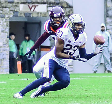 Wide receiver Tyler Boyd (23) catches a pass during the Oct. 3, 2015 football game against Virginia Tech. | Courtesy of Collegiate Times