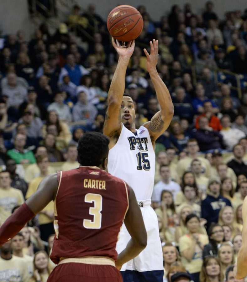 Sterling Smith (15) scored 16 points at Florida State this week.  Jeff Ahearn | Assistant Visual Editor