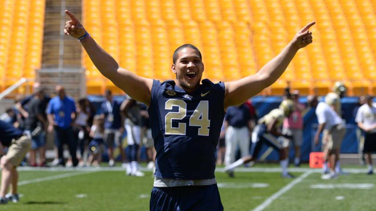 James Conner receives Disney Sports Spirit Award - The Pitt News