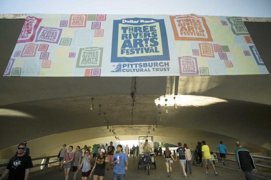Sunday concluded the Three Rivers Arts Festival in downtown Pittsburgh. Anh Vu | Staff Photographer 