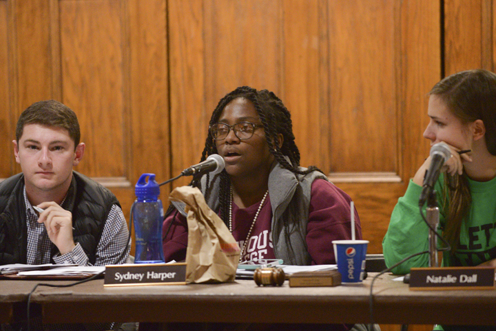 Sydney Harper, member of the Student Government Board, discusses the publication Pitt Voices at Tuesday night’s meeting | Will Miller, Senior Staff Photographer