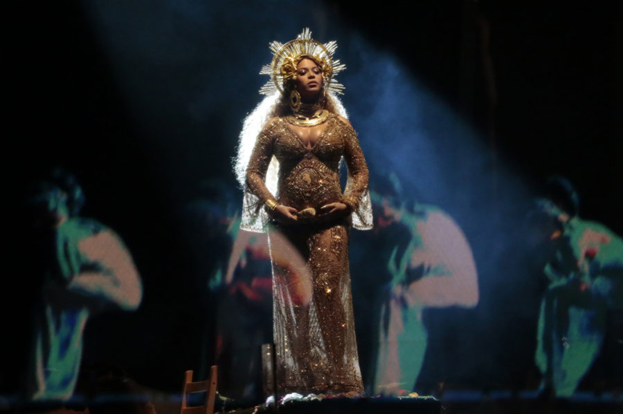 Beyonce+performs+during+the+Grammy+Awards+on+Feb.12.+%28Robert+Gauthier%2FLos+Angeles+Times%2FTNS%29