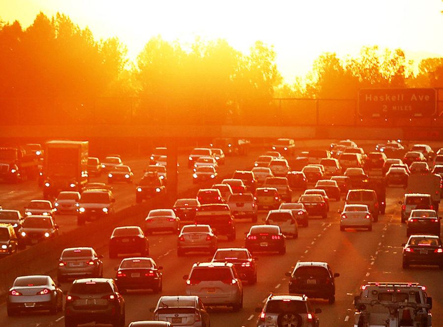 Traffic on the 101 Freeway in Los Angeles, Calif. backs up on March 27, 2015, the second day of a heat wave.  (Al Seib/Los Angeles Times/TNS)