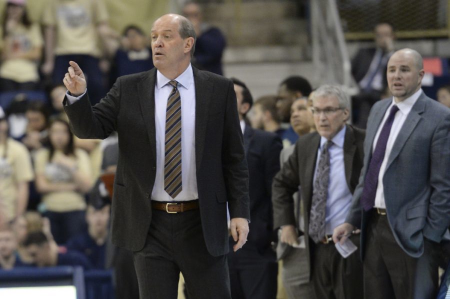 Pitt+head+coach+Kevin+Stallings+is+retooling+his+team+after+several+transfers+to+start+the+offseason.+Jeff+Ahearn+%7C+Senior+Staff+Photographer