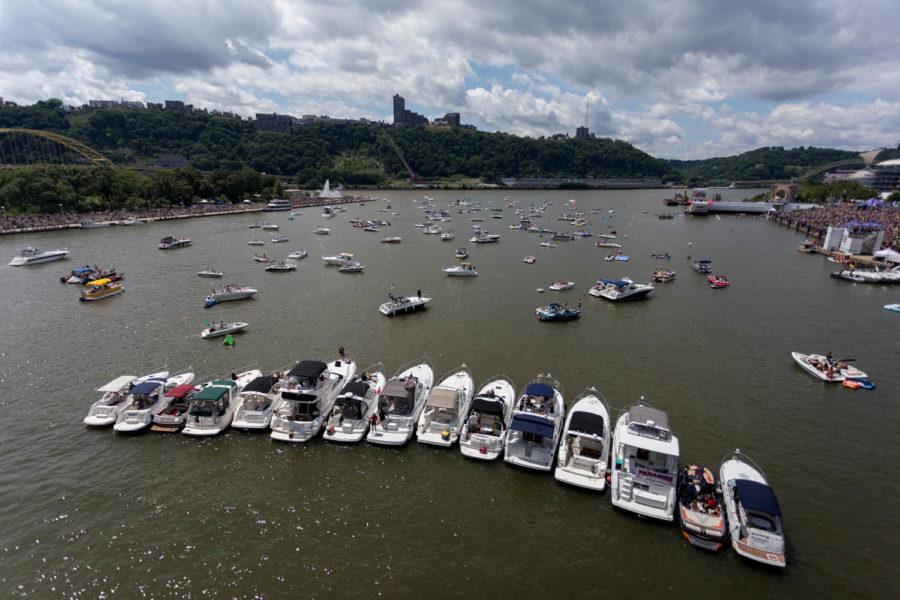 Spectators watch the Red Bull Flugtag from the North Shore, Point State Park and boats on the Allegheny River. (Photo by John Hamilton)