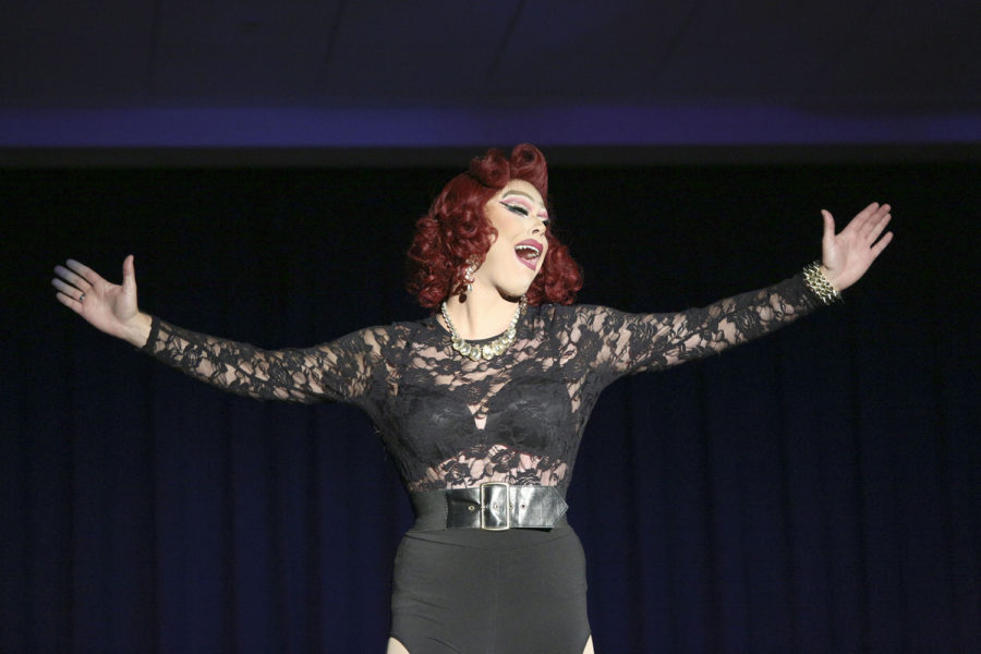 Pitt Rainbow Alliance and the Office of First Year Experience hosted Panther Drag Show in the William Pitt Union Friday night. (Photo by Thomas Yang | Staff Photographer)