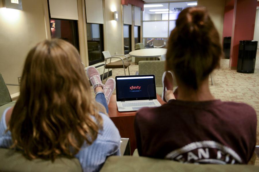 Pitt students watch Xfinity television in William Pitt Union. (Photo by Wenhao Wu | Assistant Visual Editor)