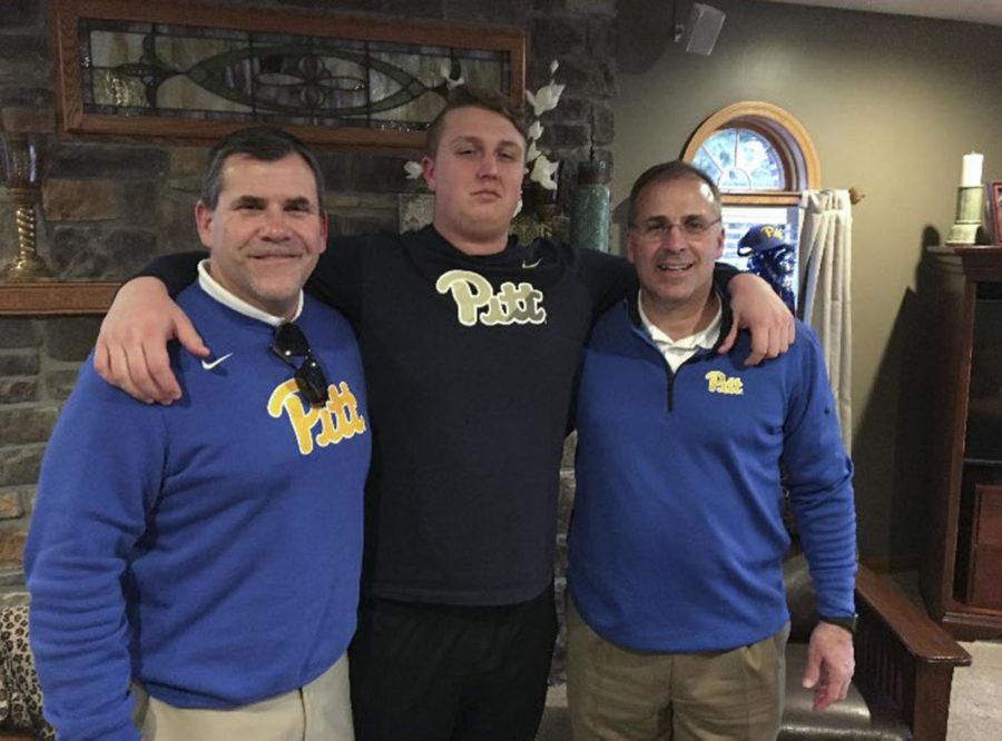  Blake Zubovic, the newly recruited offensive lineman, stands with head coach Pat Narduzzi (right) and defensive line coach Charlie Partridge (left). (Photo courtesy of Blake Zubovic)
