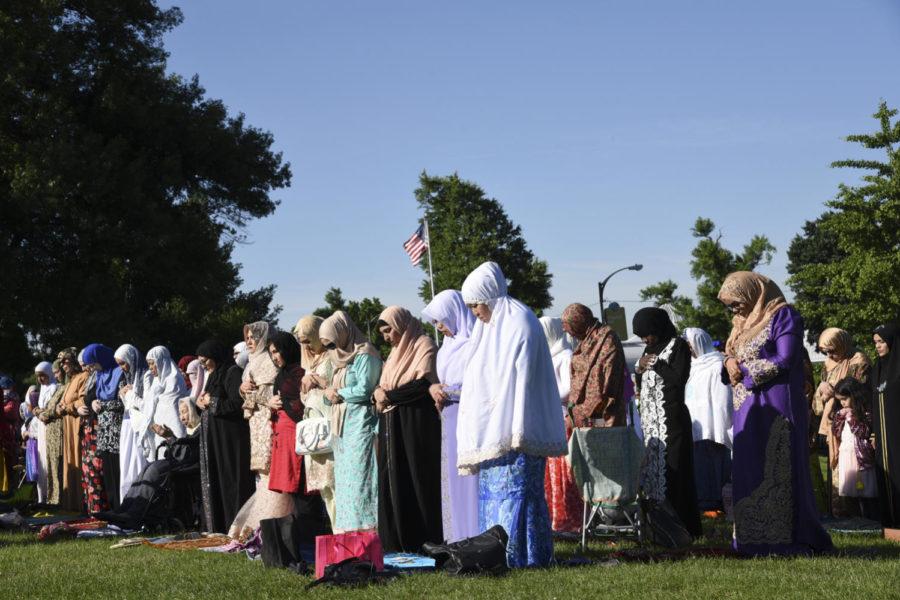Islamic+community+comes+together+to+celebrate+Eid+al-Fitr