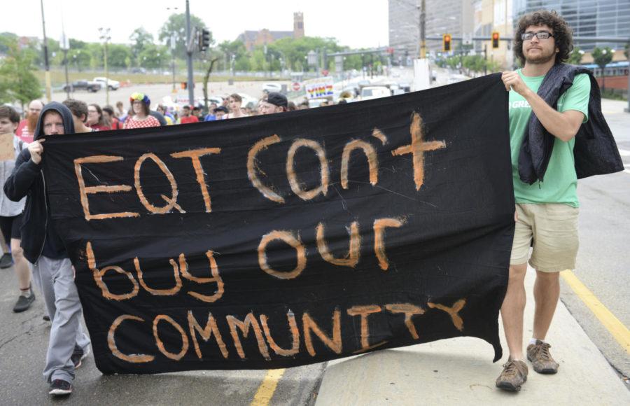 People’s Pride was held in opposition to the annual pride festivities hosted by EQT — a Pittsburgh-based oil and natural gas company. (Photo by Jon Kunitsky | Staff Photographer)