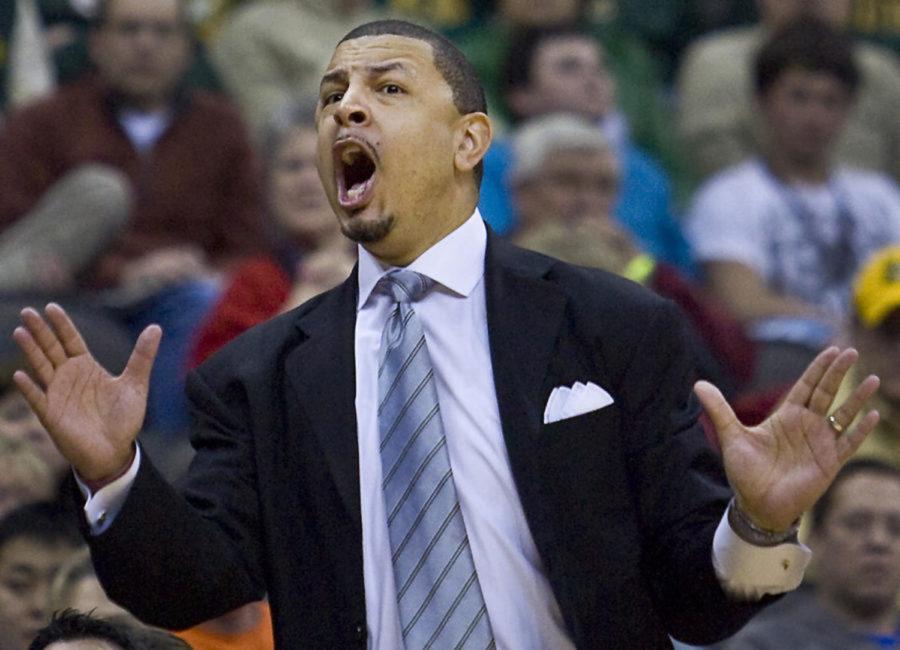 Pitt basketball head coach Jeff Capel shouts instructions to his team during the first half of the mens Big 12 basketball Tournament in 2011 when he was head coach at Oklahoma. (Rich Sugg/Kansas City Star/MCT)