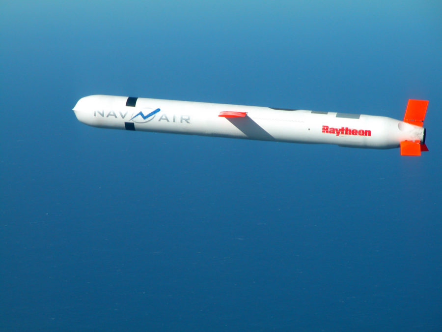 A Tomahawk cruise missile from a 2002 test firing off the coast of California. (Image via Wikimedia Commons)
