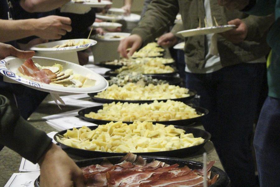 Pitt Italian Club hosted its eighth annual Italian Cheese Night on Wednesday in the O’Hara Student Center Ballroom. 
