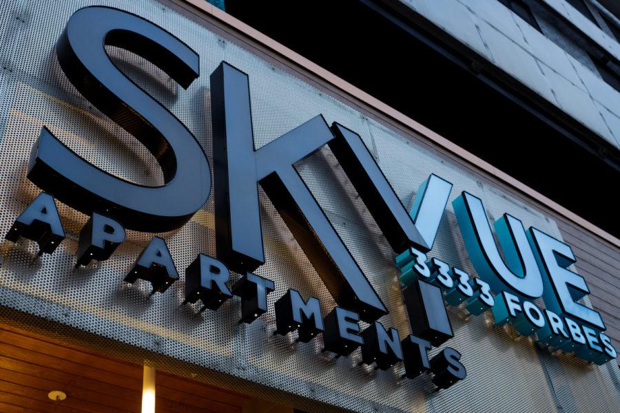 SkyVue+apartments+on+Forbes+Avenue.%0A
