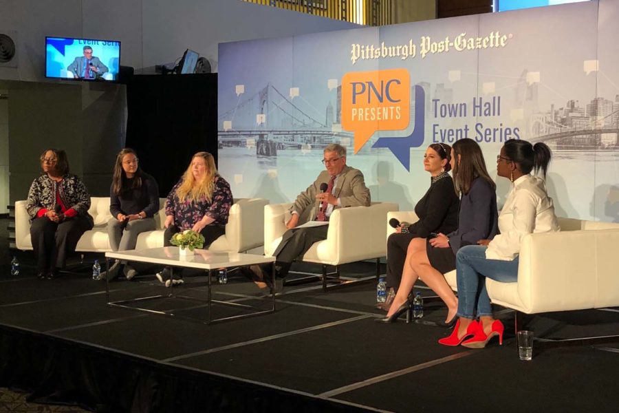 David Shribman, moderator at “PNC Presents Mental Health: Helping Our Kids Find the Light,” leads the panel’s discussion on rising rates of depression in youth populations across the nation.
