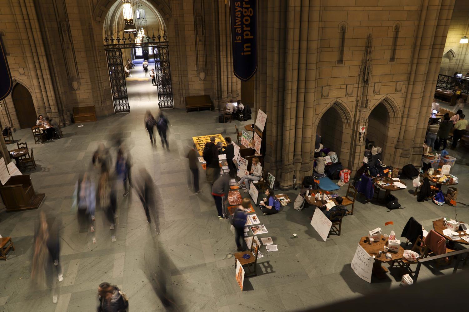 Dozens of students who are pushing Pitt to divest its endowment from fossil fuels have been staying overnight during the Fossil Free Pitt Coalition’s 24/7 occupation of the Cathedral of Learning. 
