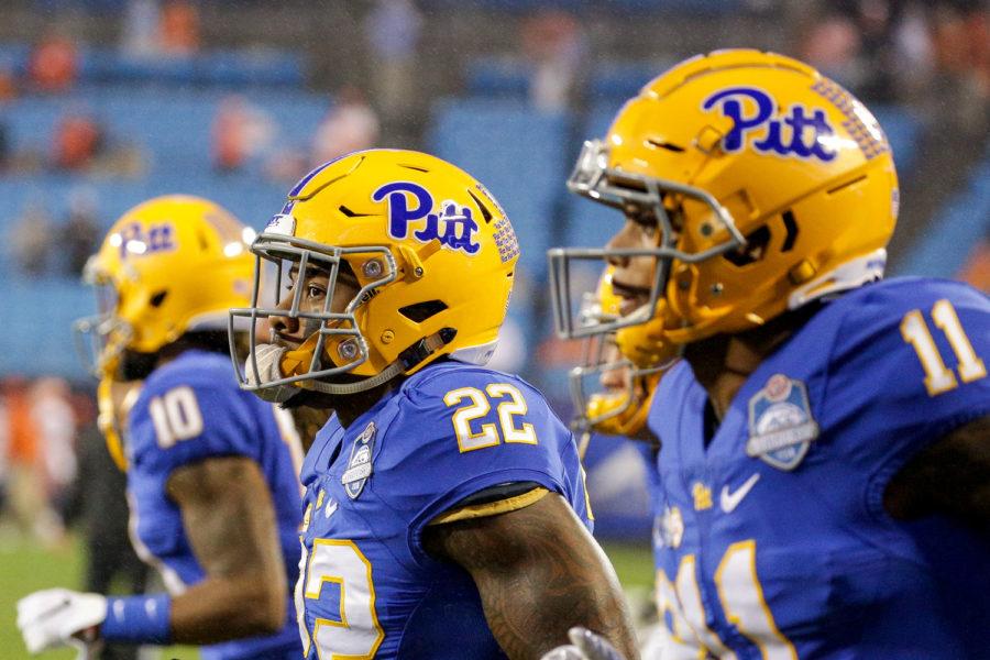 Of+the+21+commits%2C+nine+chose+to+enroll+early+at+Pitt+and+are+already+here+on+campus%2C+taking+classes+and+working+out+with+the+football+team.