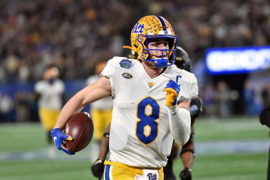 Pitt+redshirt+senior+quarterback+Kenny+Pickett+%288%29+runs+with+the+ball+during+the+first+half+of+the+ACC+Championship+game+against+Wake+Forest+University+at+the+Bank+of+America+Stadium+in+Charlotte%2C+North+Carolina+on+Saturday%2C+Dec.+4%2C+2021.%0A