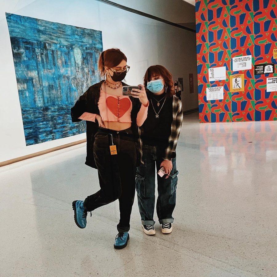 Pitt students Lexy Lott (left) and Kaylin Troiano (right) at the Carnegie Museum of Art. The couple met through the Pitt Missed Connections Instagram page.