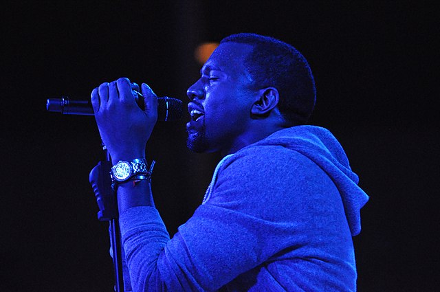 Kanye+West+performs+at+The+Museum+of+Modern+Arts+2011+Party+in+the+Garden+benefit.