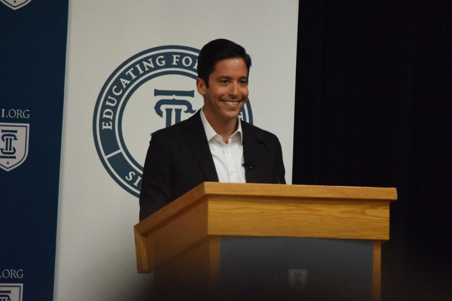 Michael Knowles speaks in the O’Hara Student Center on Tuesday night.