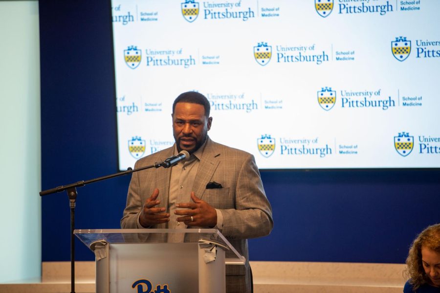 Pro Football Hall of Fame running back Jerome Bettis speaking at a press conference on May 18. 