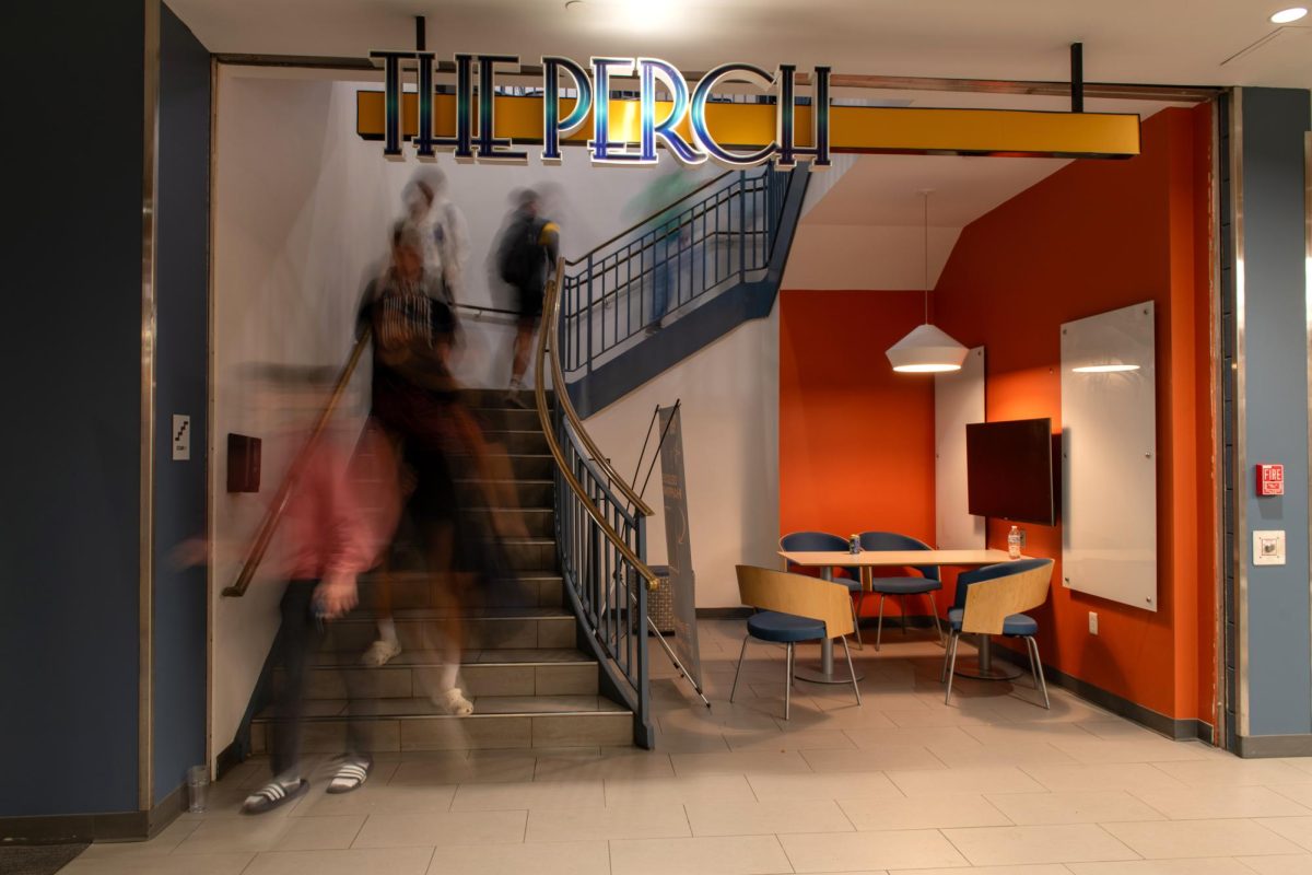 Students flow in and out of The Perch in Sutherland Hall.