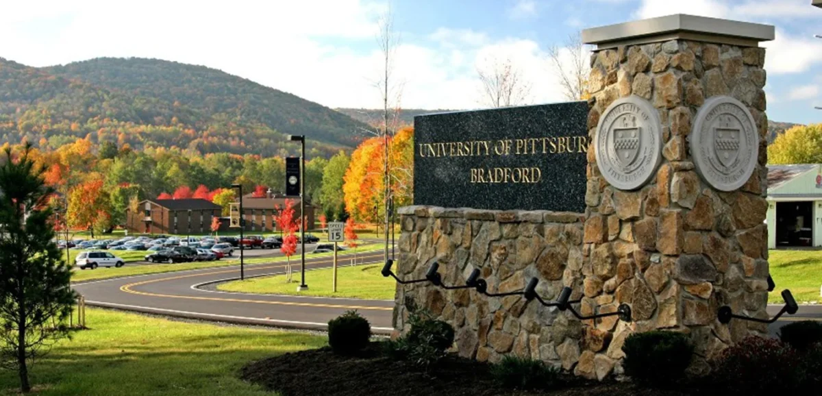 An entrance sign for the University of Pittsburgh Bradford campus.
