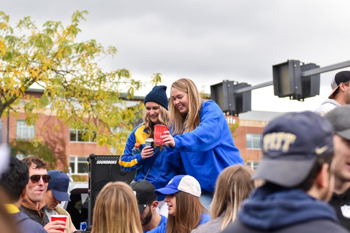 Pitt fans tailgating outside of Heinz Field on Saturday.