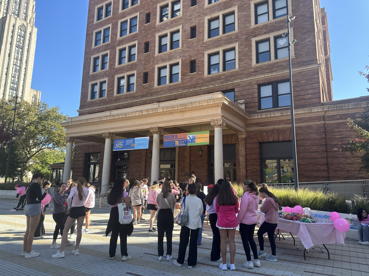 Attendees of the Pink Warriors Breast Cancer Walk outside of the William Pitt Union on Saturday, Oct. 19.
