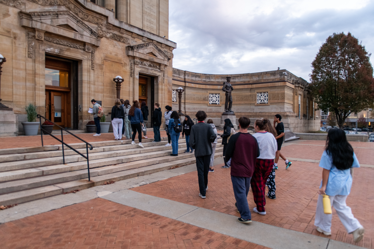 Voters wait outside of Soldiers and Sailors Memorial Hall & Museum on Tuesday, Nov. 5.